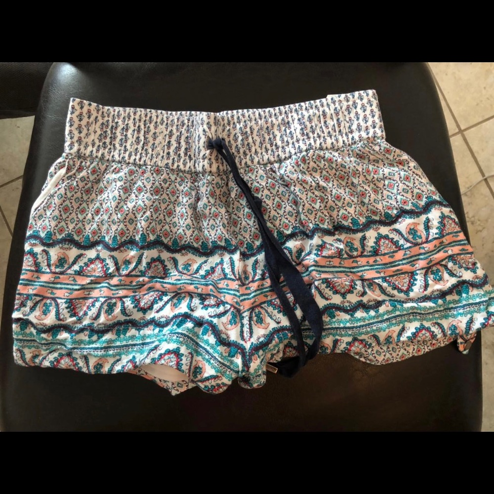 Bershka floral microshort